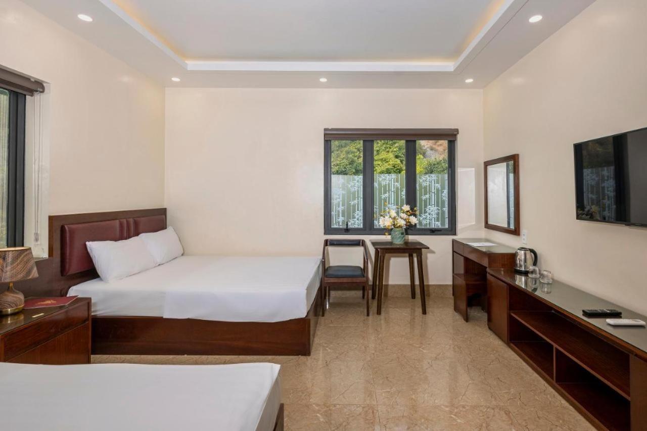 Aroma Cat Ba Sea View Hotel Chan Chau Eksteriør billede